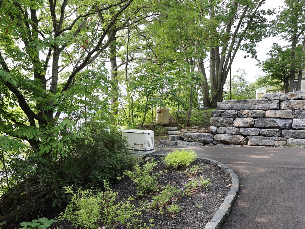 5155 Club Seneca Road