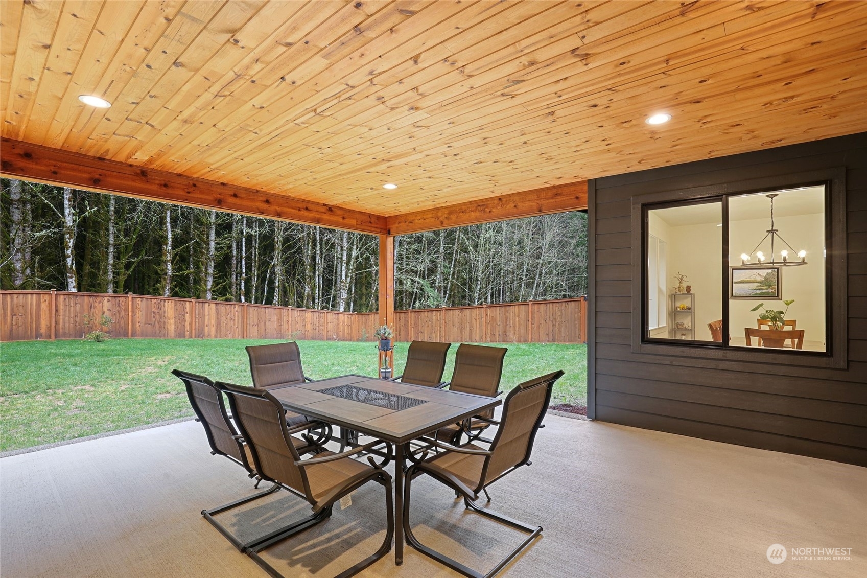 102 Sequoia Lane