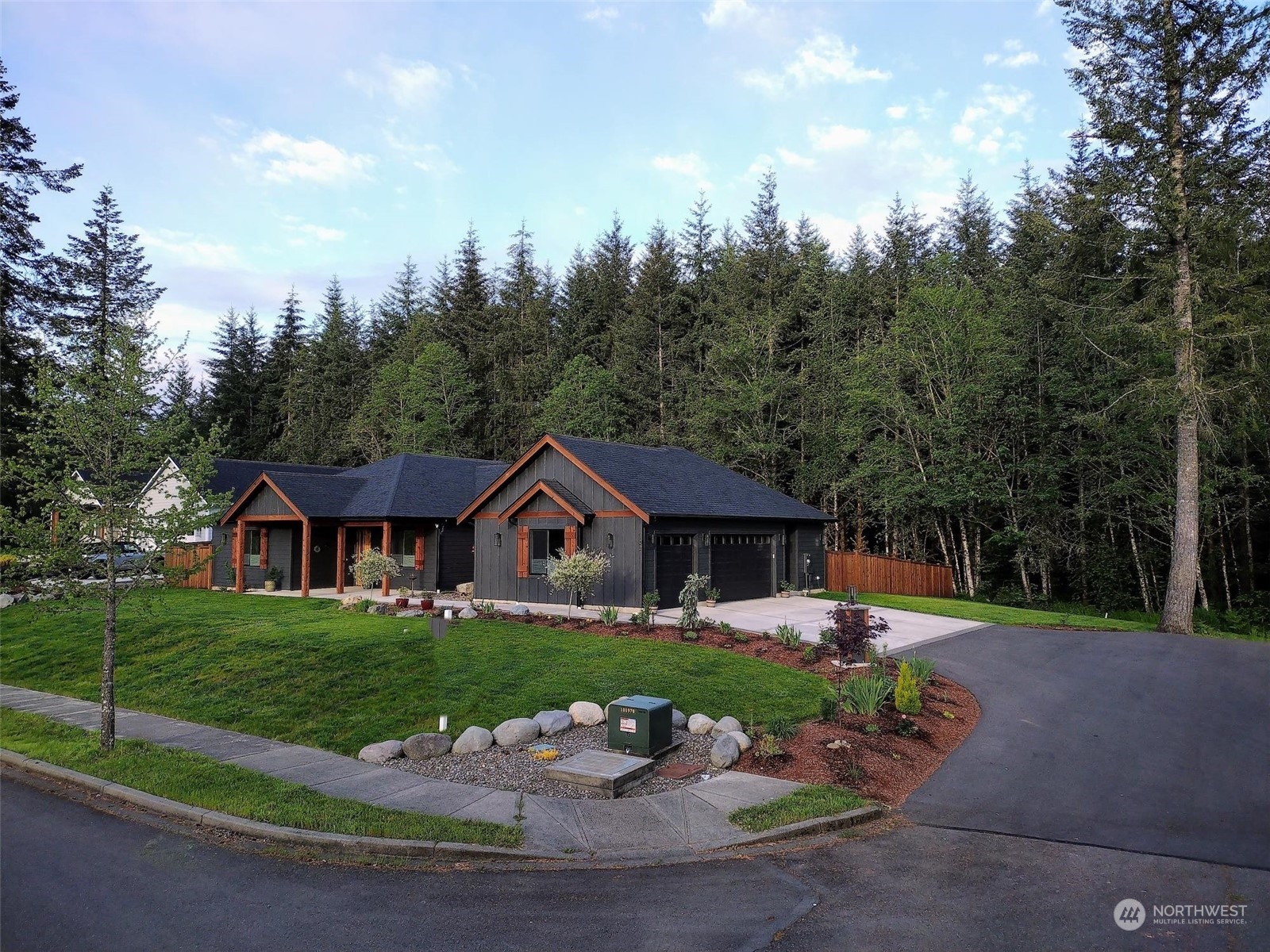 102 Sequoia Lane