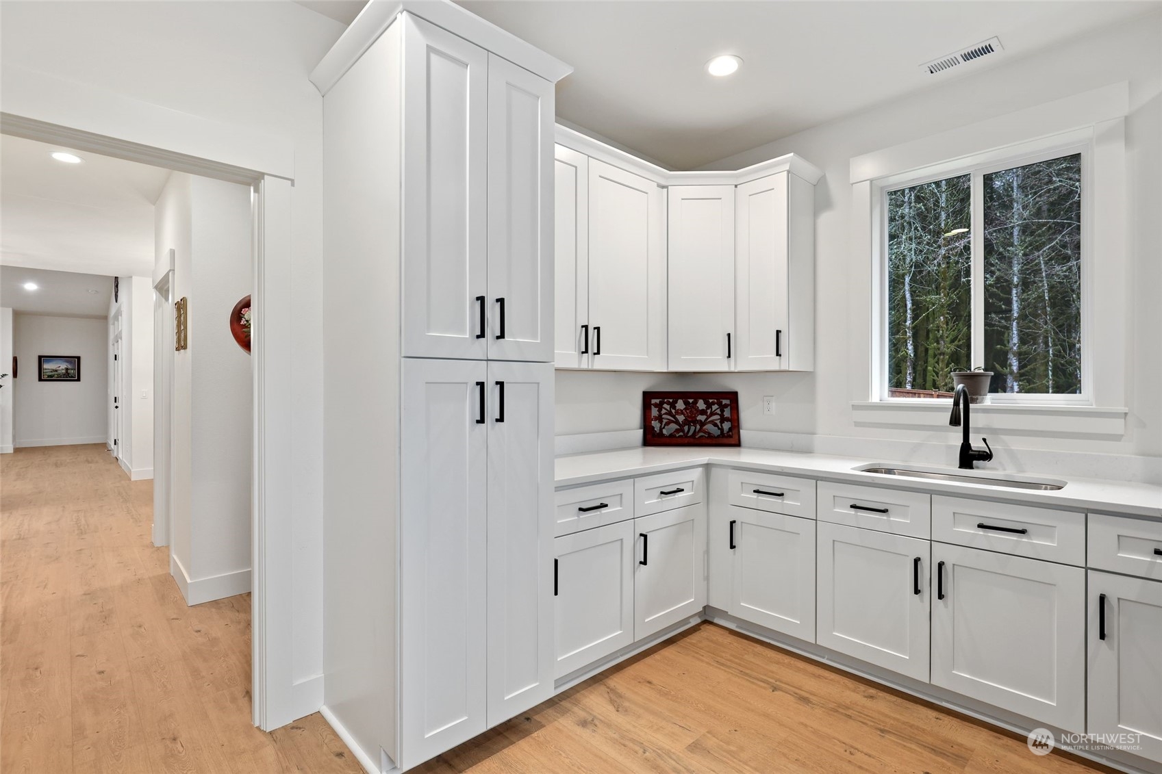102 Sequoia Lane
