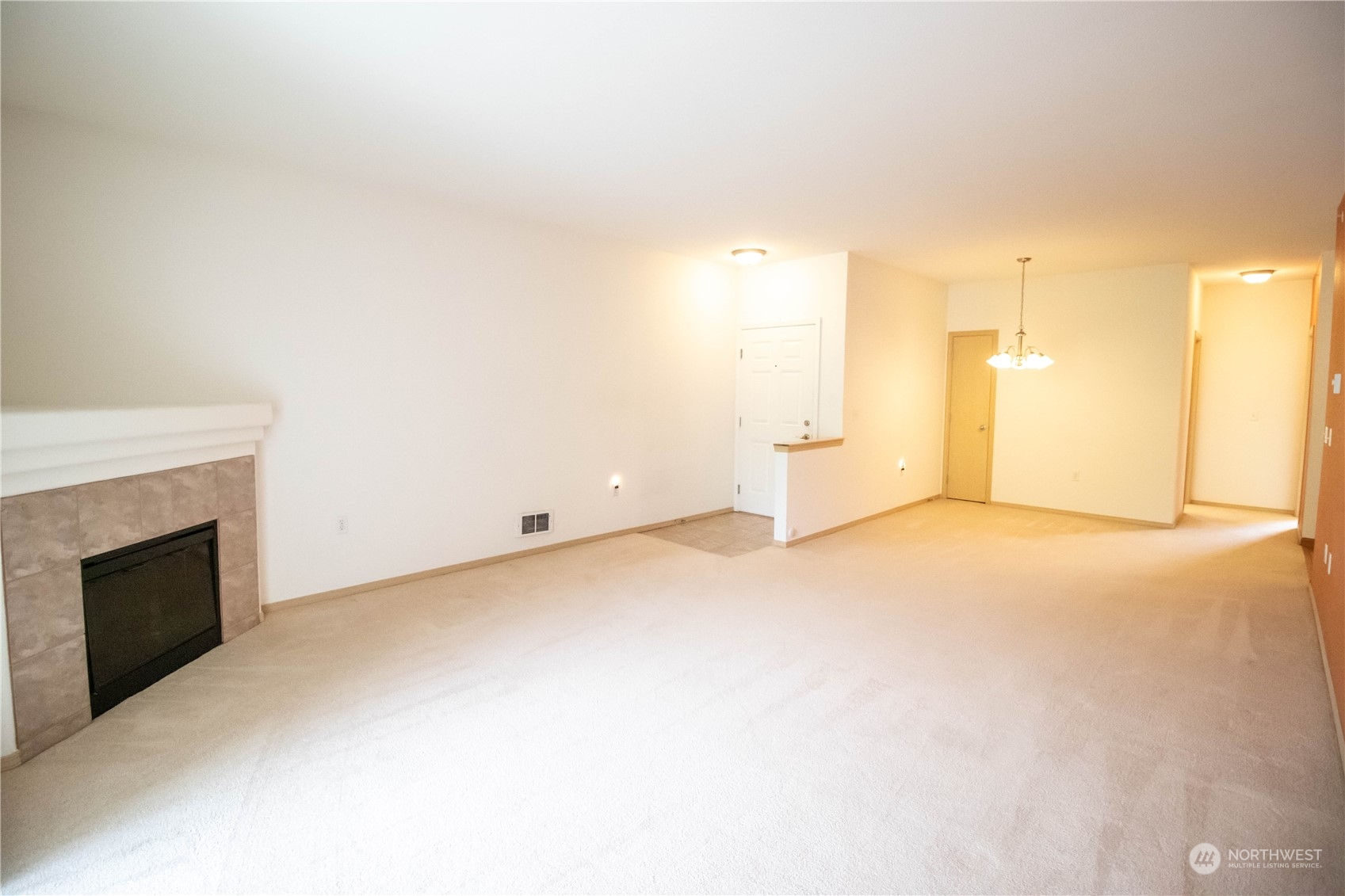2920 SE 8th Place Unit: 2114