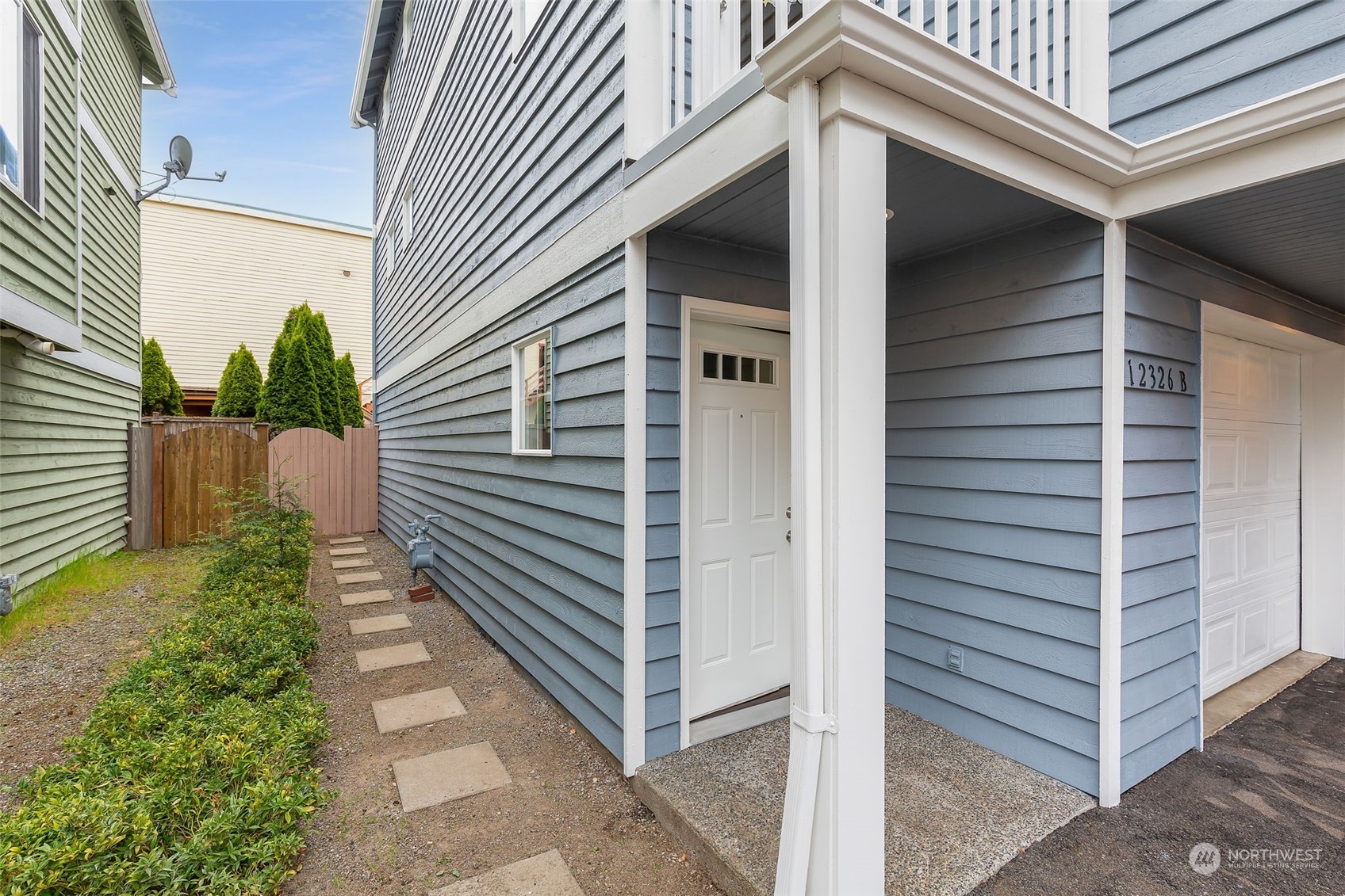 12326 14th Avenue NE Unit: B