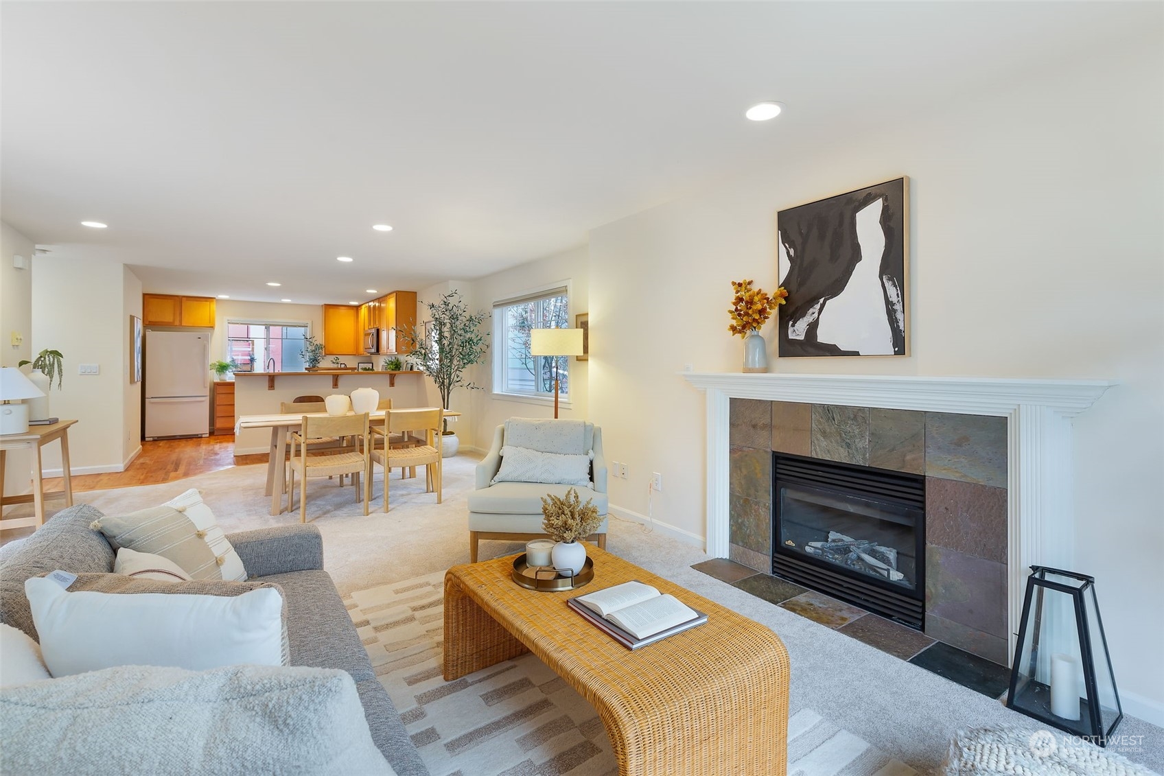 12326 14th Avenue NE Unit: B