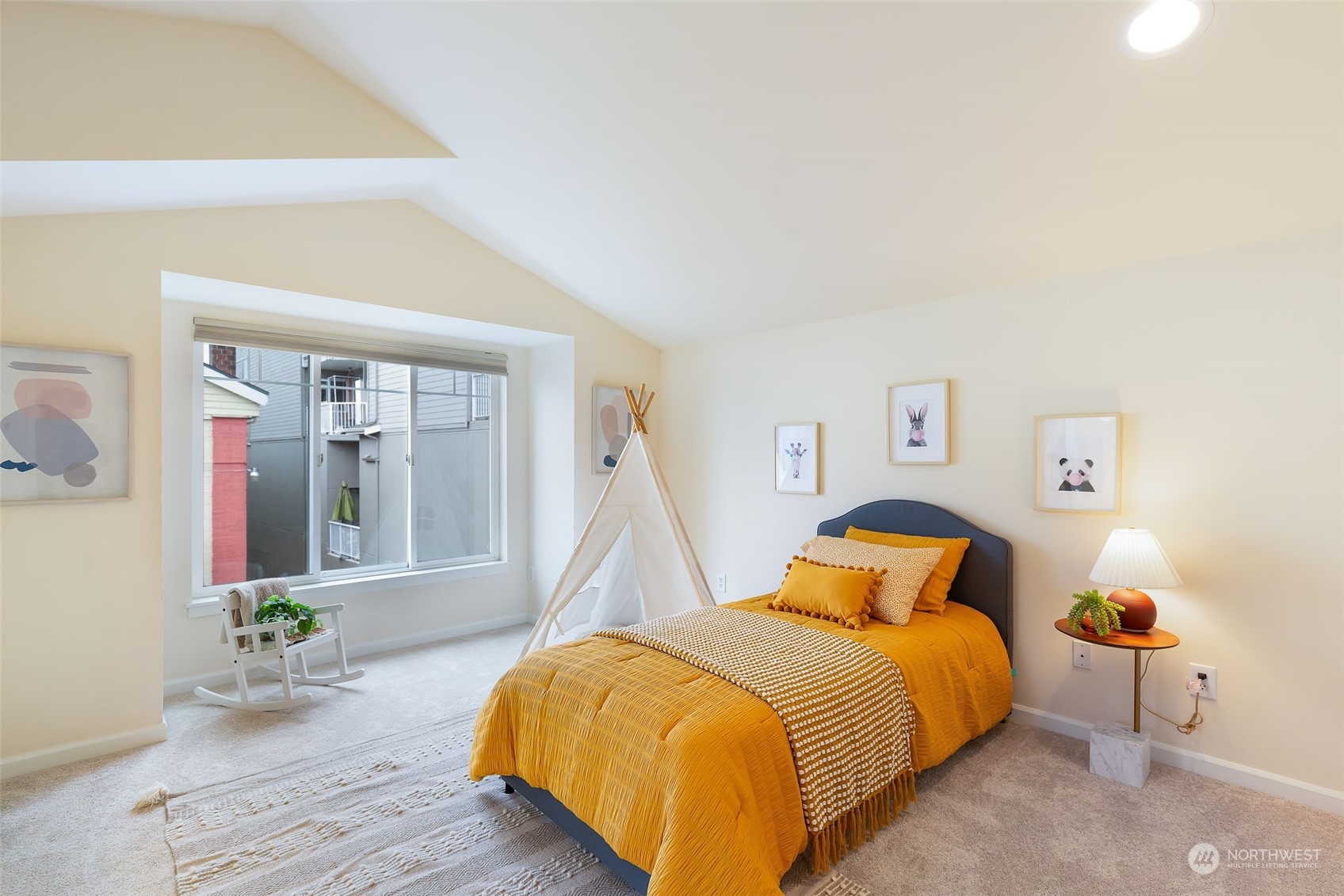 12326 14th Avenue NE Unit: B
