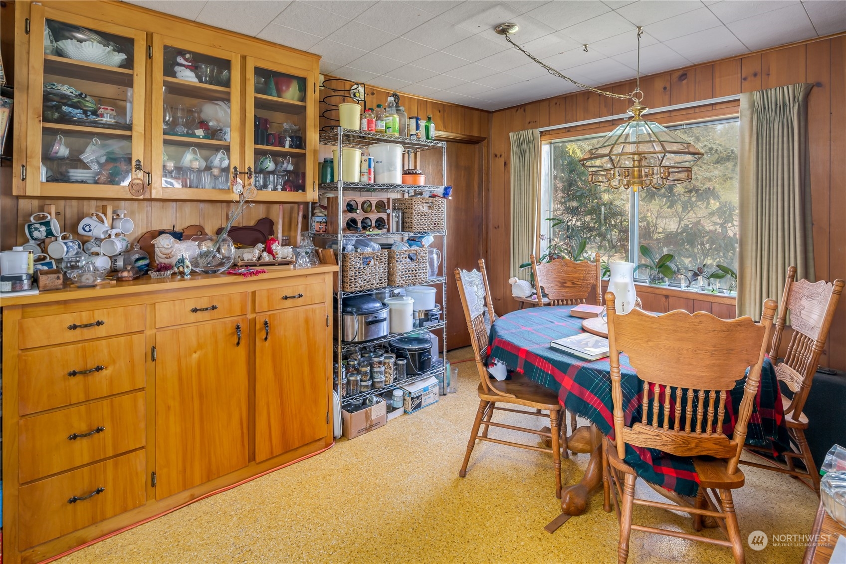 9906 Arlington Heights Road
