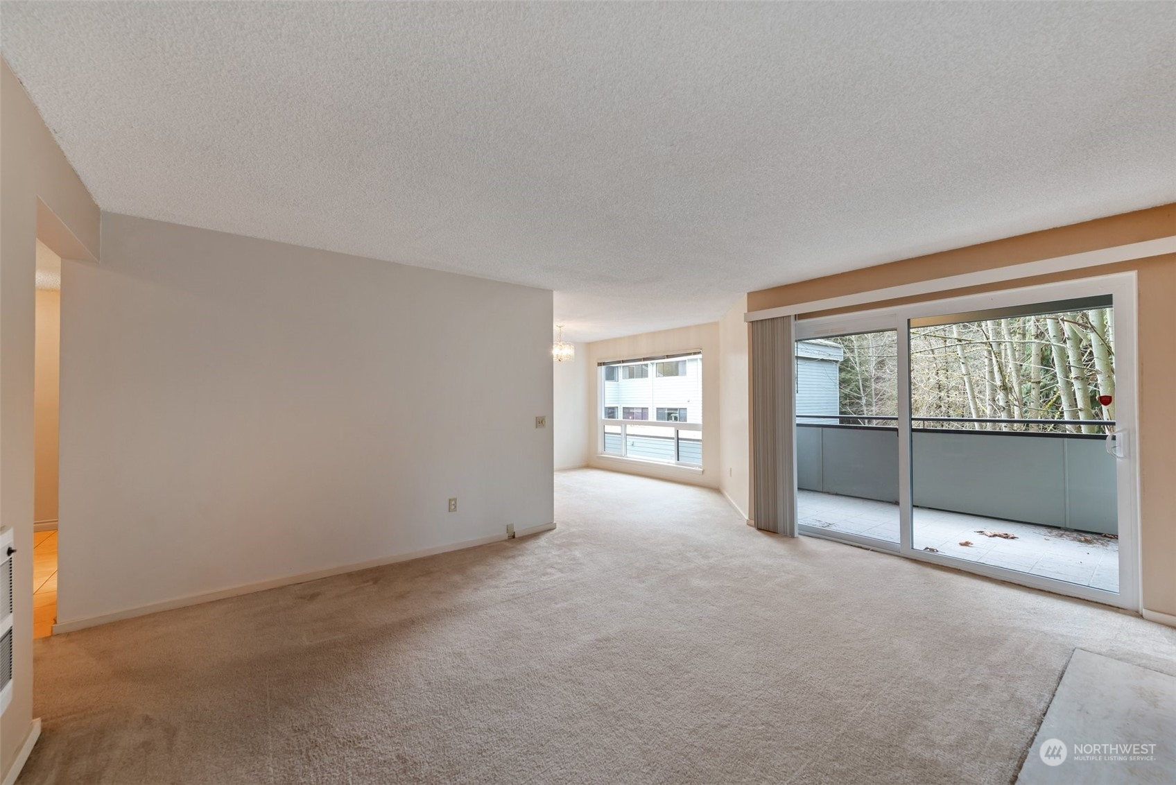 13743 15th Avenue NE Unit: D-8