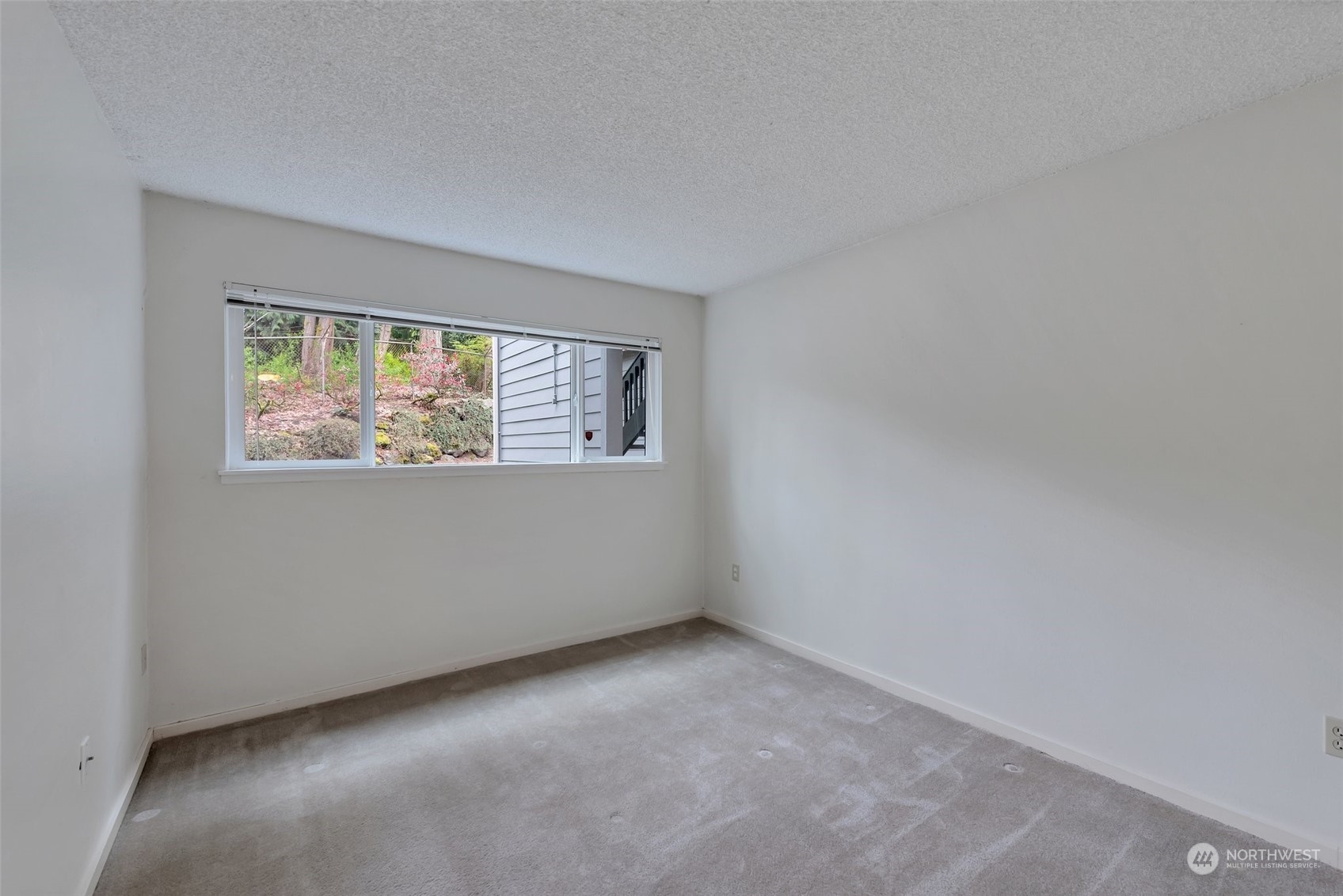 13743 15th Avenue NE Unit: D-8