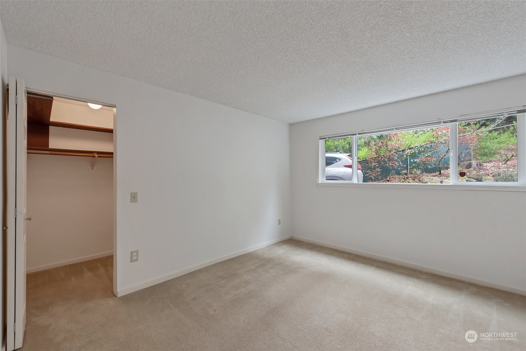 13743 15th Avenue NE Unit: D-8