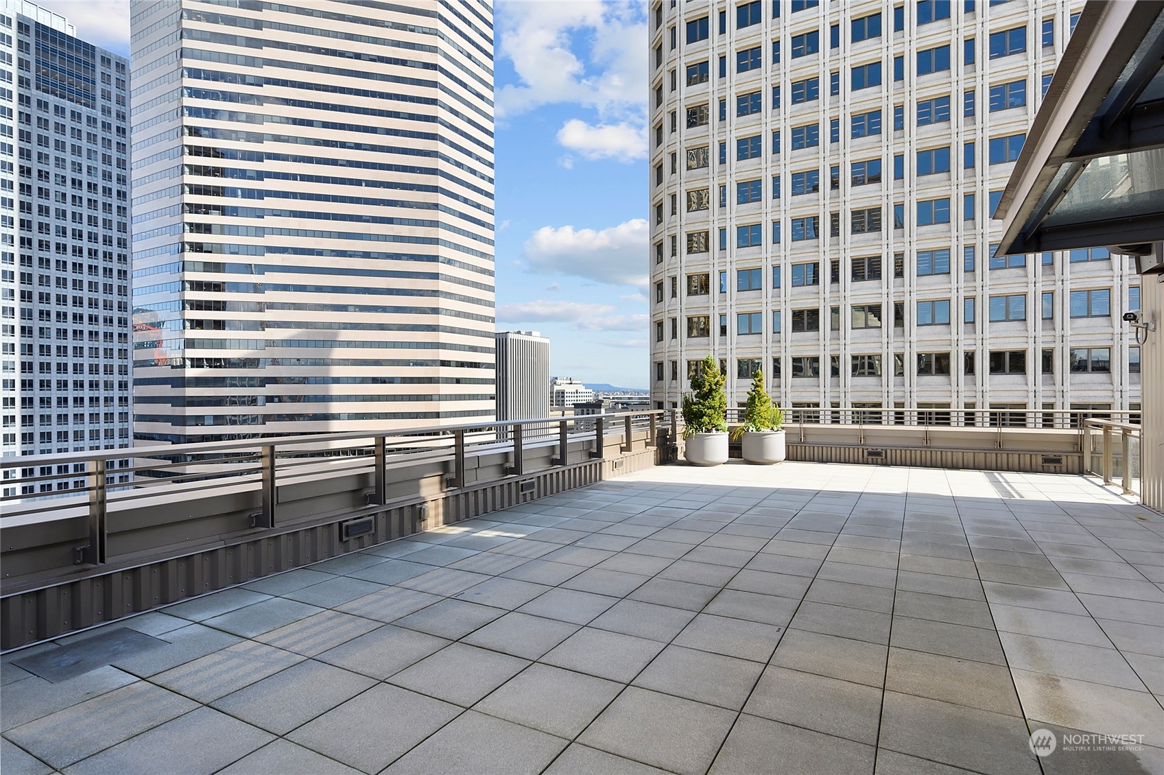 1000 1st Avenue Unit: 2303