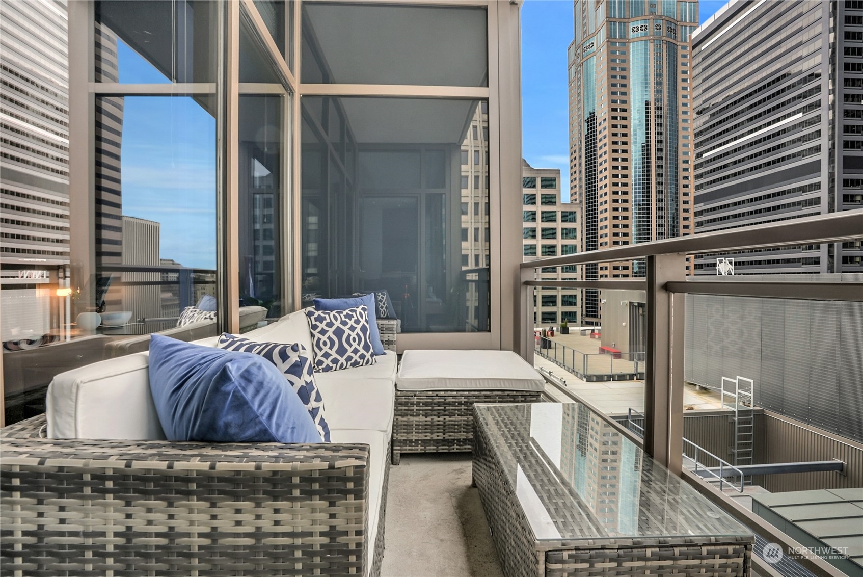1000 1st Avenue Unit: 2303