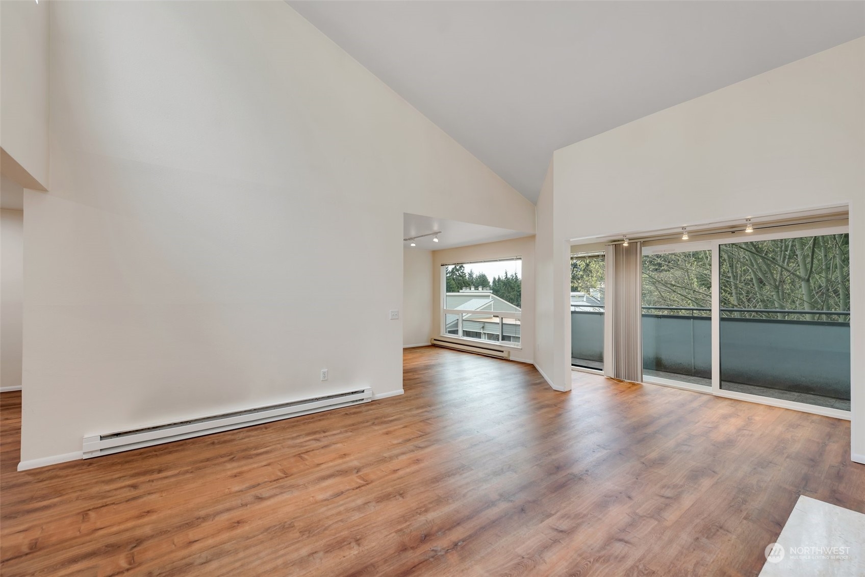 13743 15th Avenue NE Unit: D12