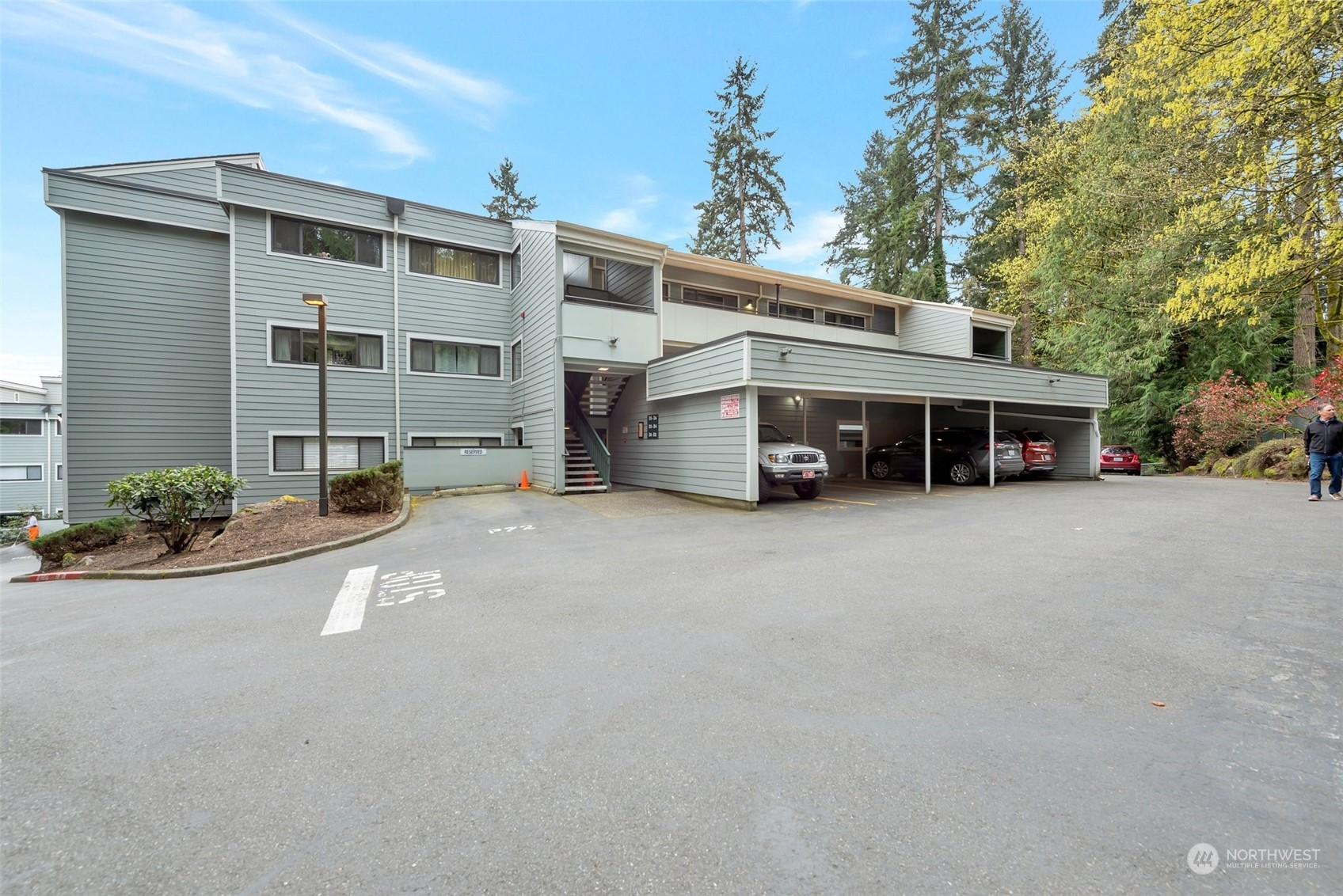 13743 15th Avenue NE Unit: D12