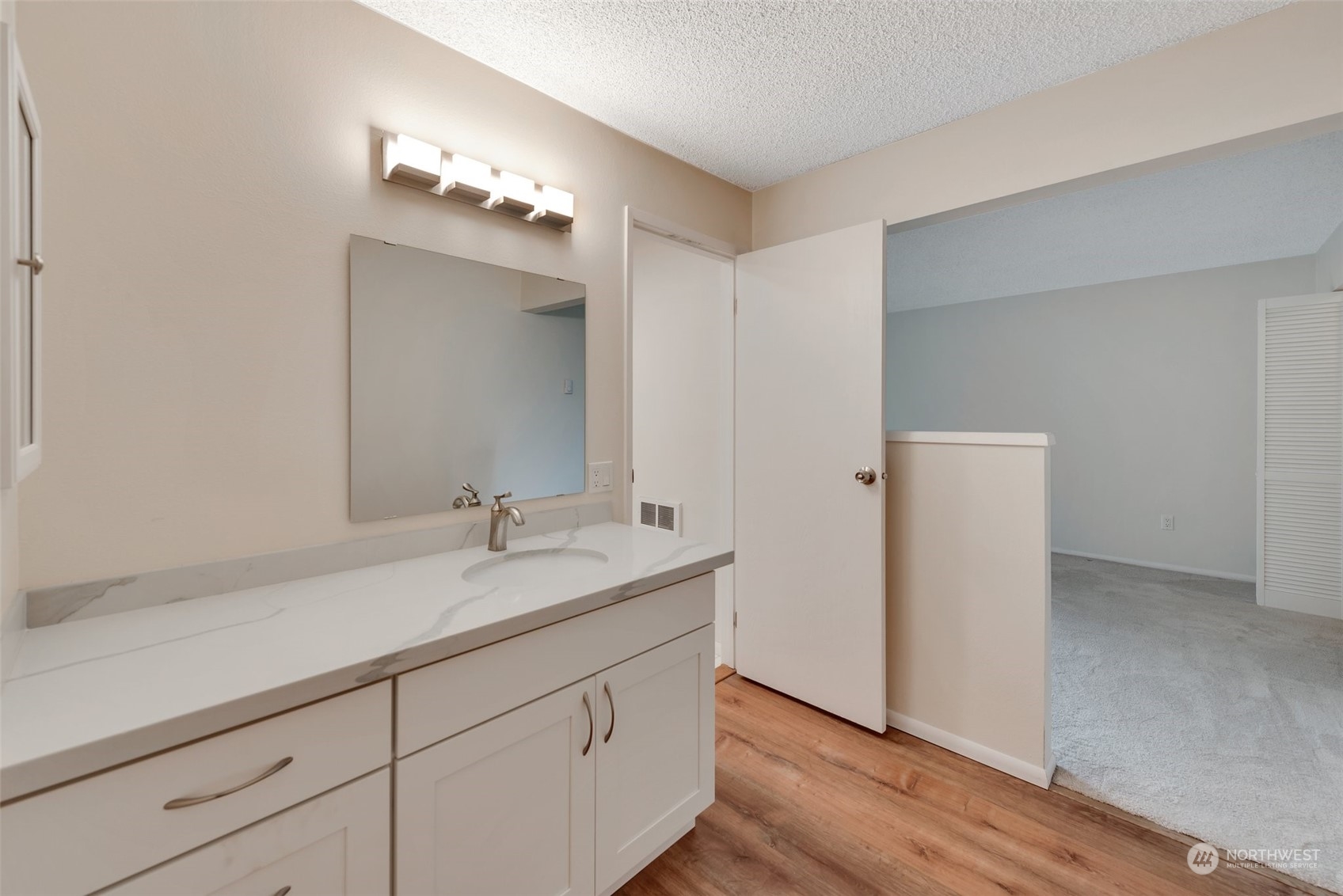 13743 15th Avenue NE Unit: D12