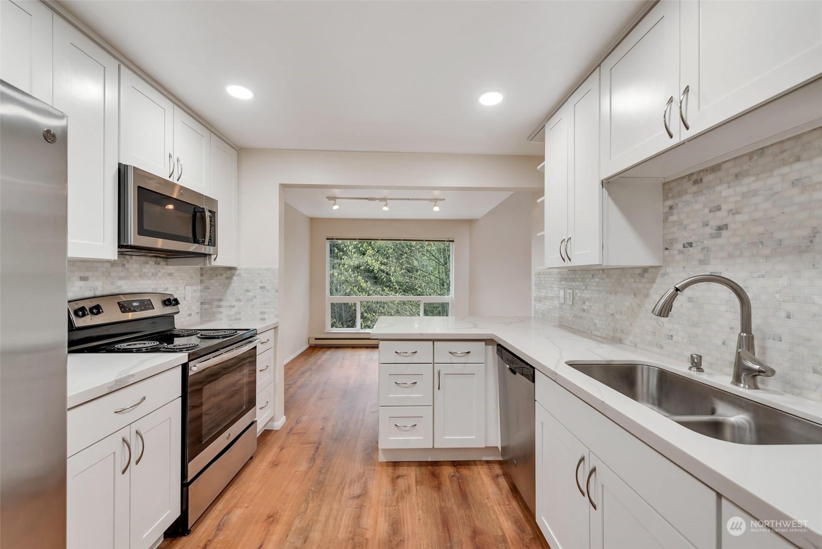 13743 15th Avenue NE Unit: D12