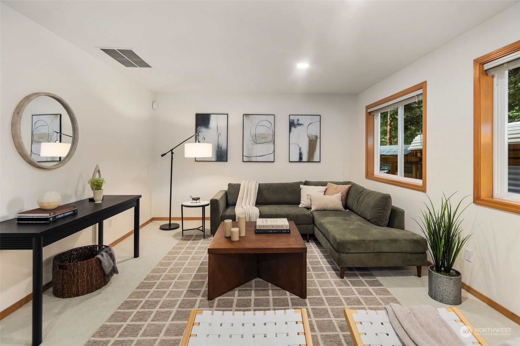 20121 Fremont Avenue N
