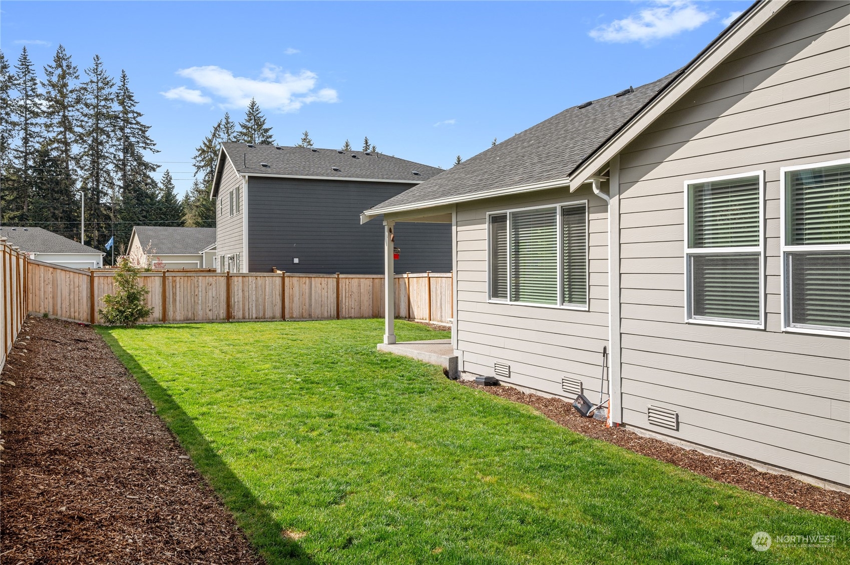 19907 136th Avenue E