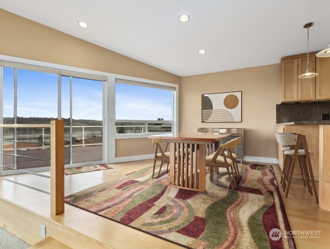 8327 Sunset Vista Lane