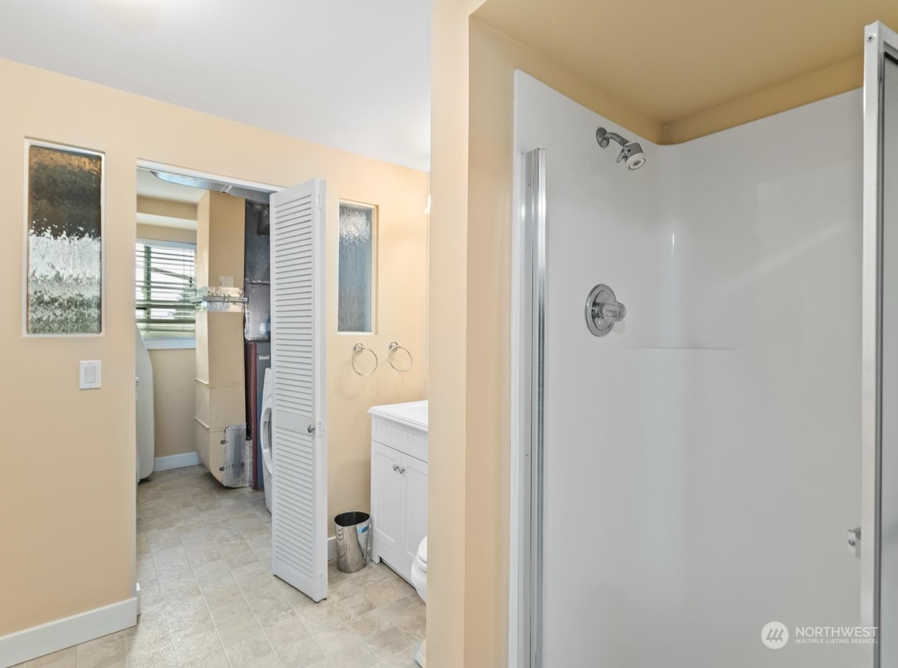 8327 Sunset Vista Lane