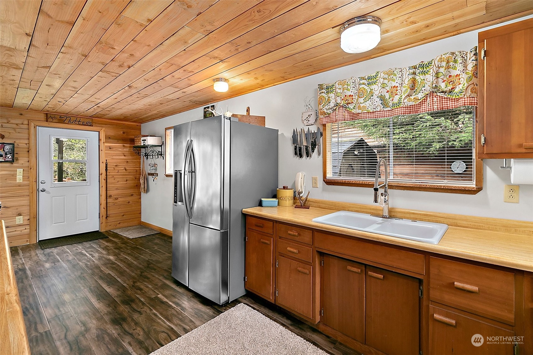 267 Paradise Drive