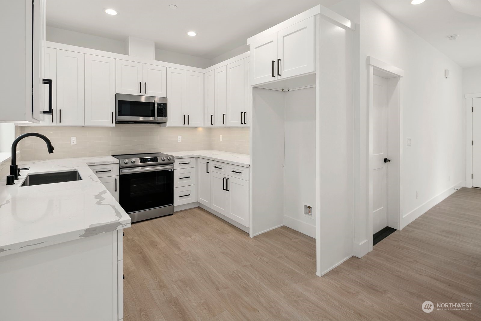 12837 9th Avenue SW Unit: B