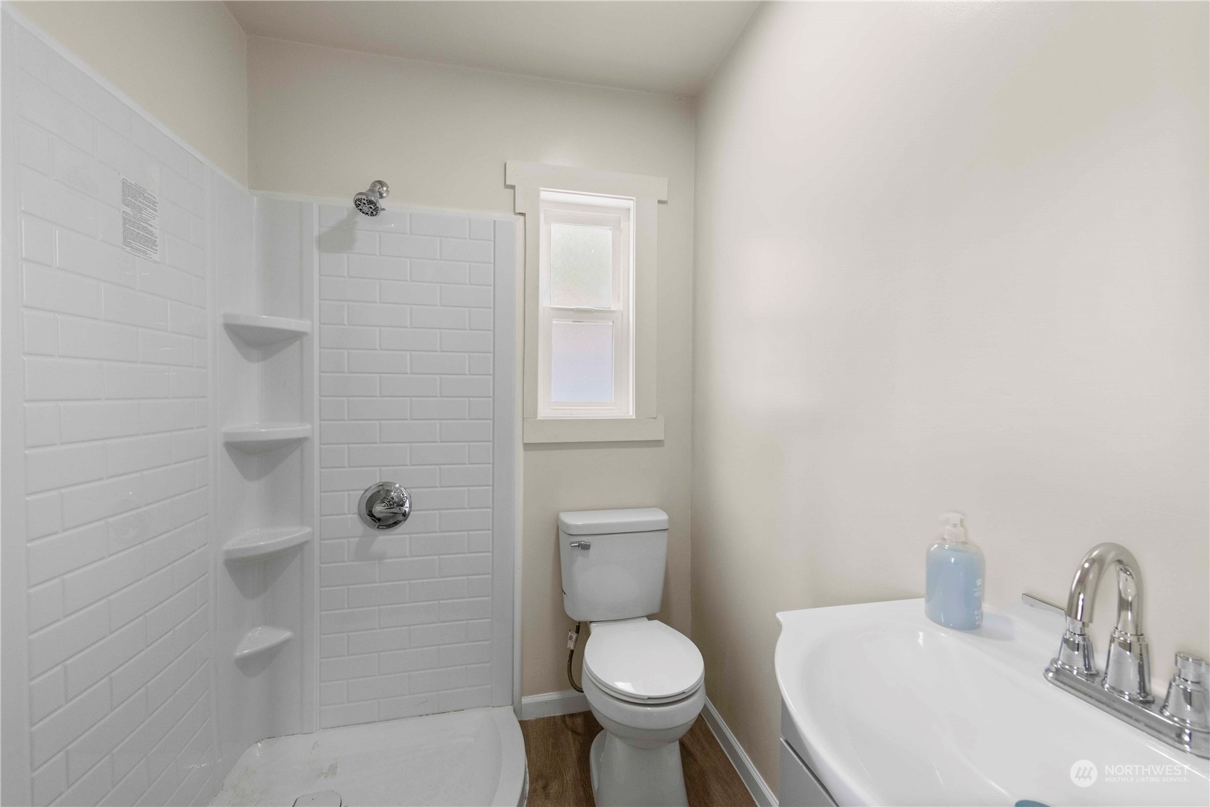 327 Clay Street NW