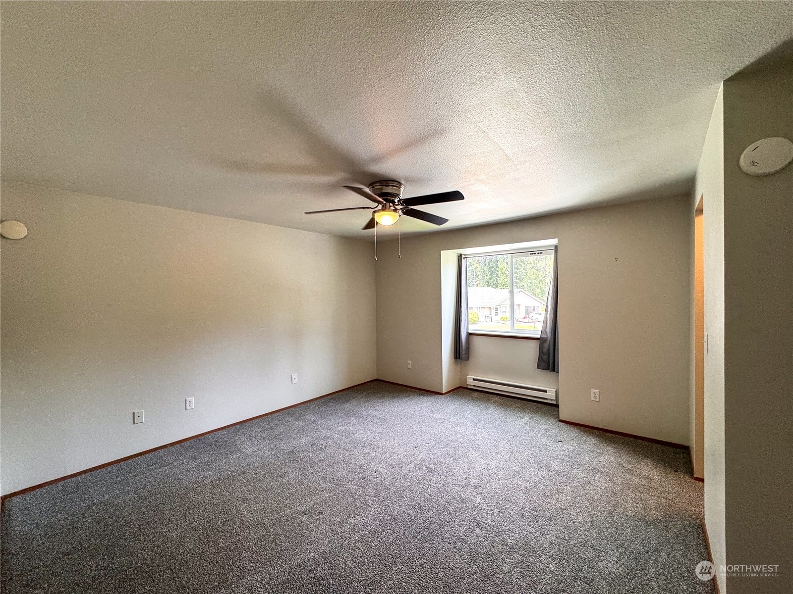 9817 9819 148th Street Ct E