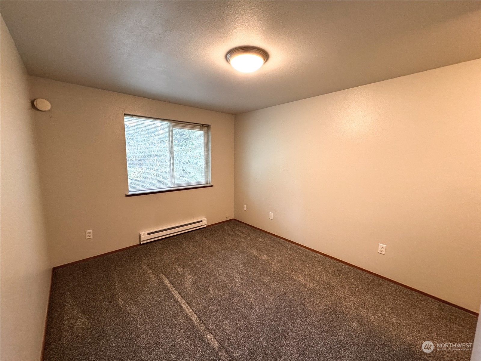 9817 9819 148th Street Ct E