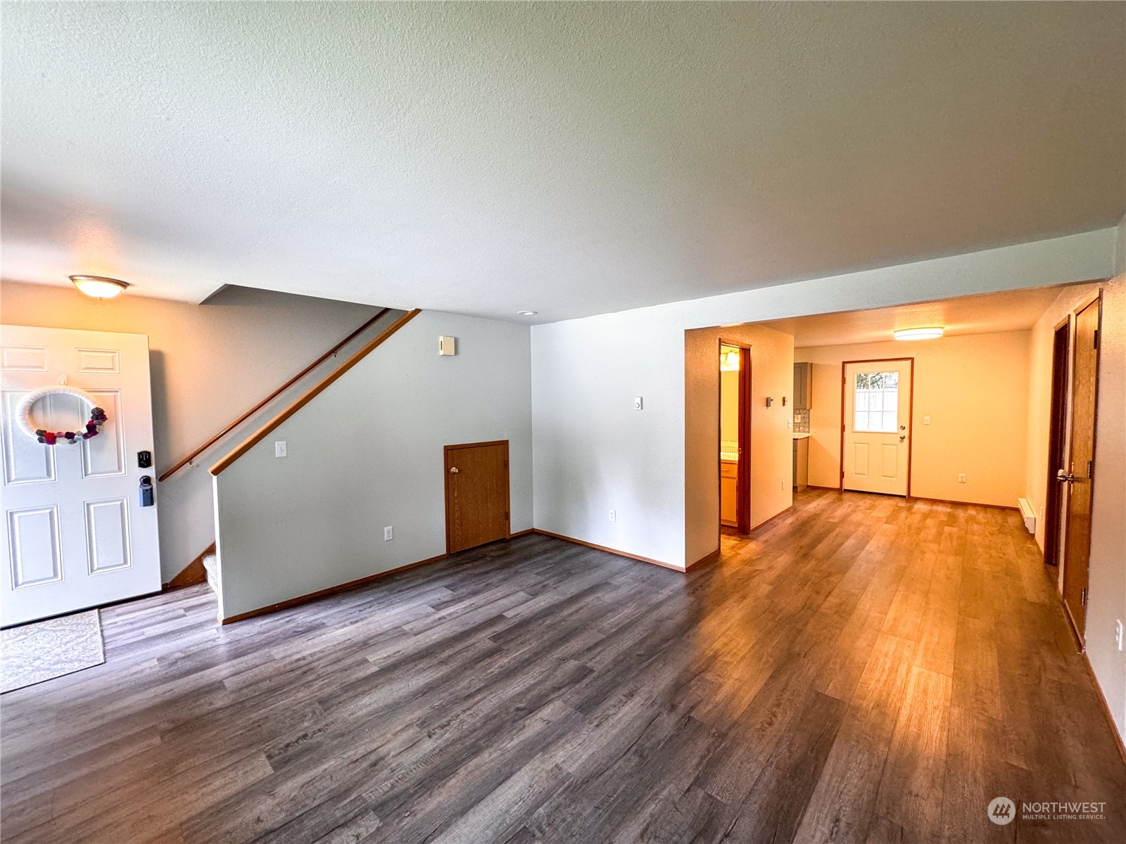 9817 9819 148th Street Ct E