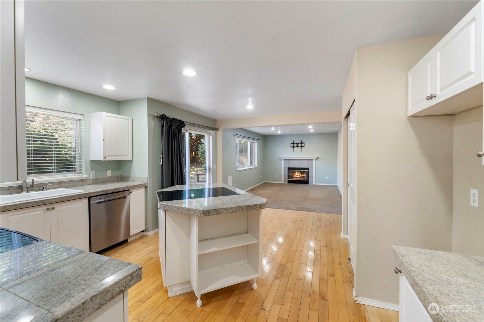 1703 35th Street Pl SE