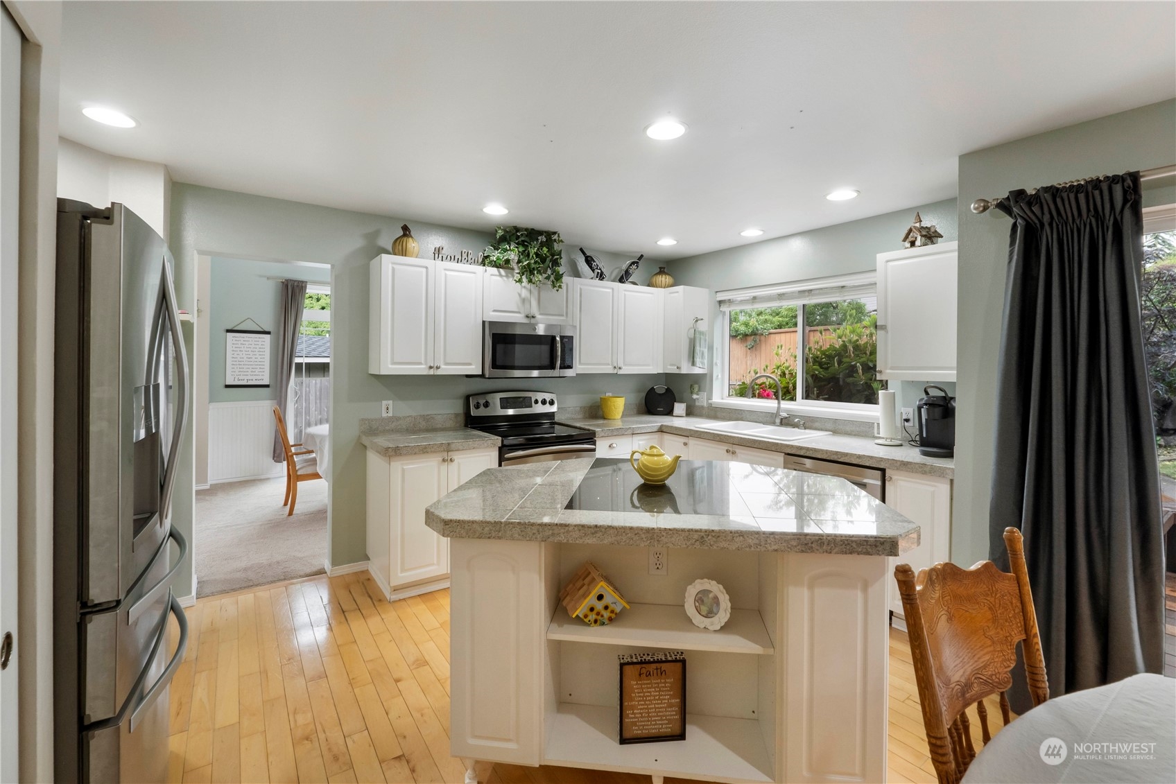 1703 35th Street Pl SE