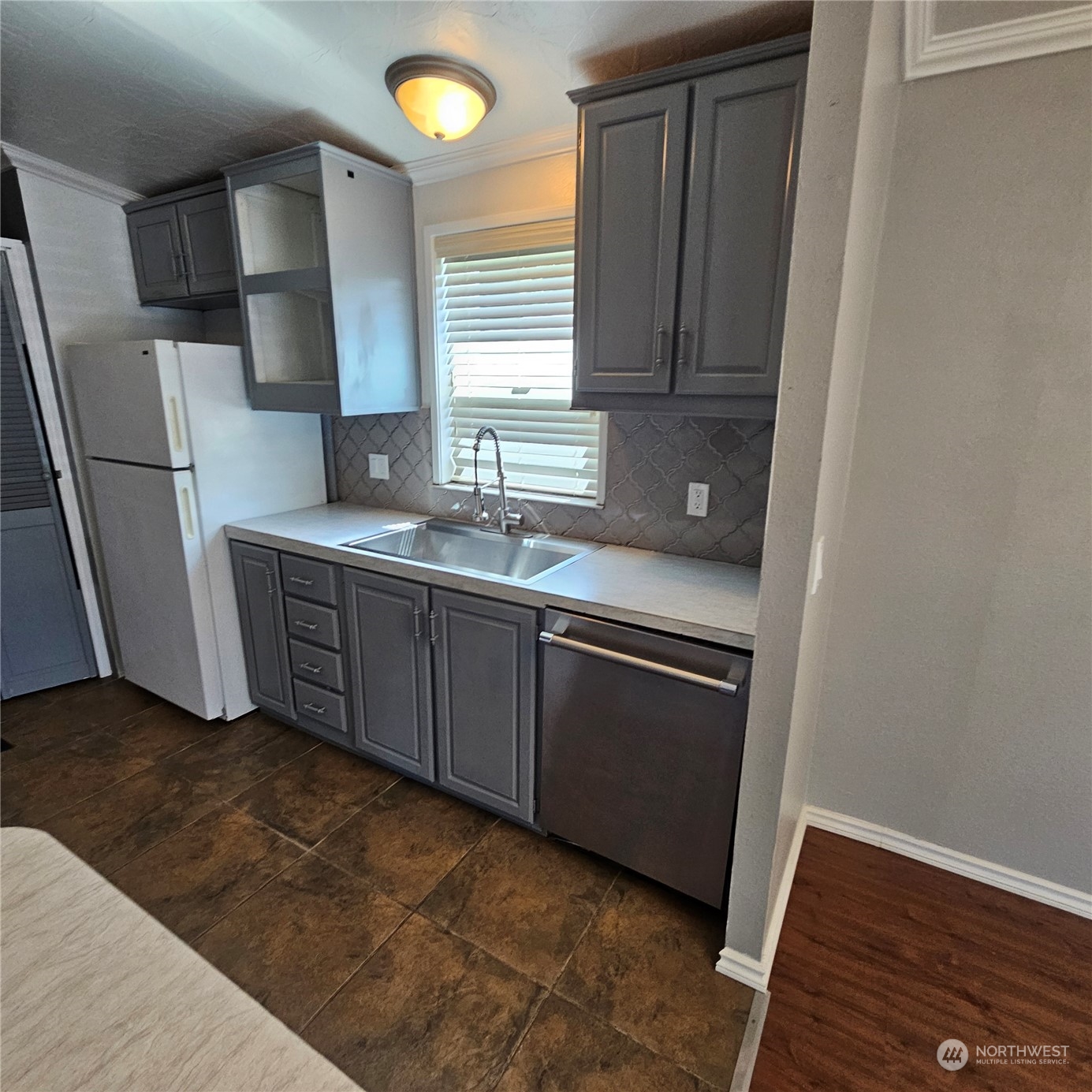 24892 Minkler Road Unit: 7