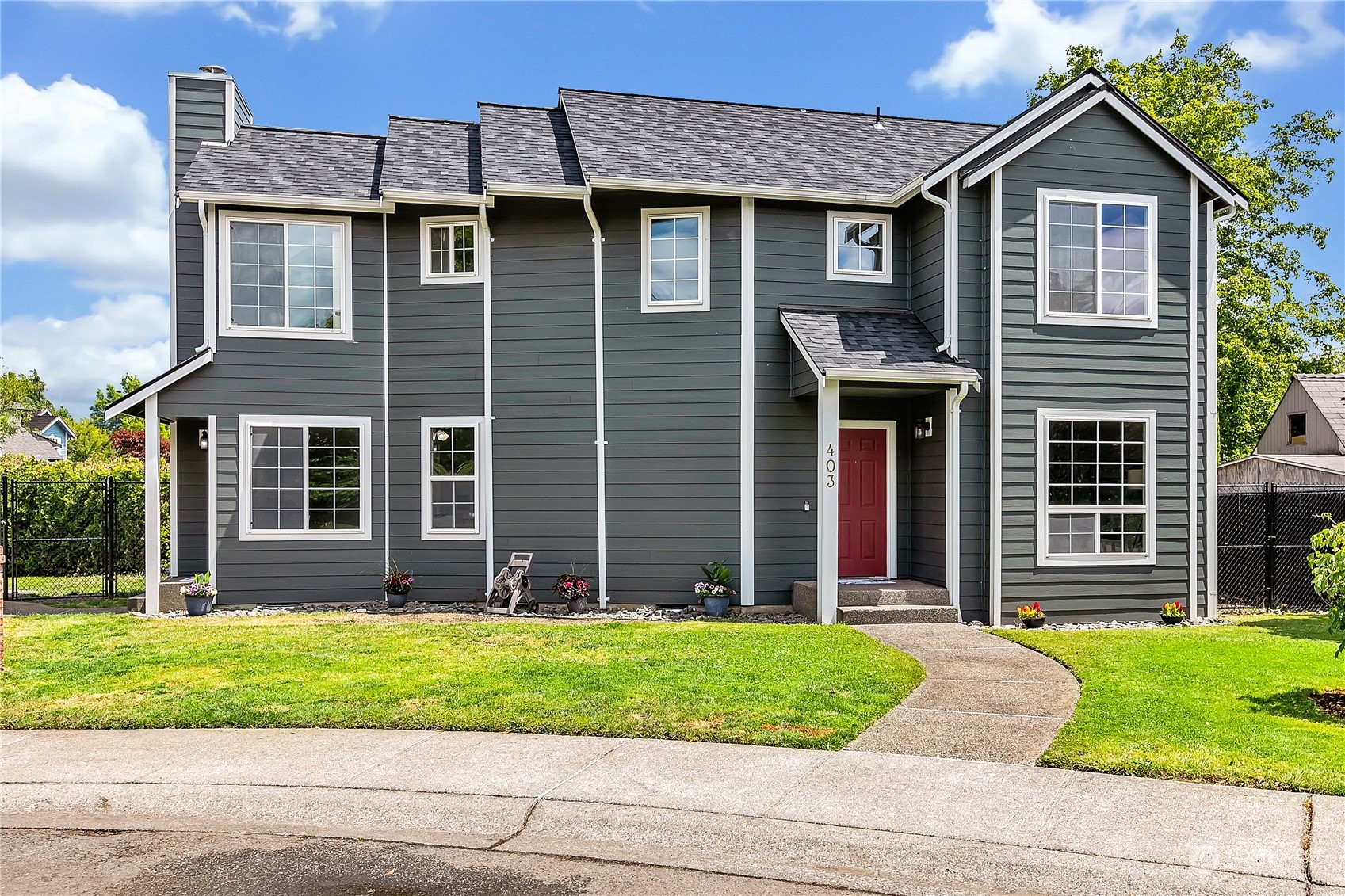 403 Petschauer Place