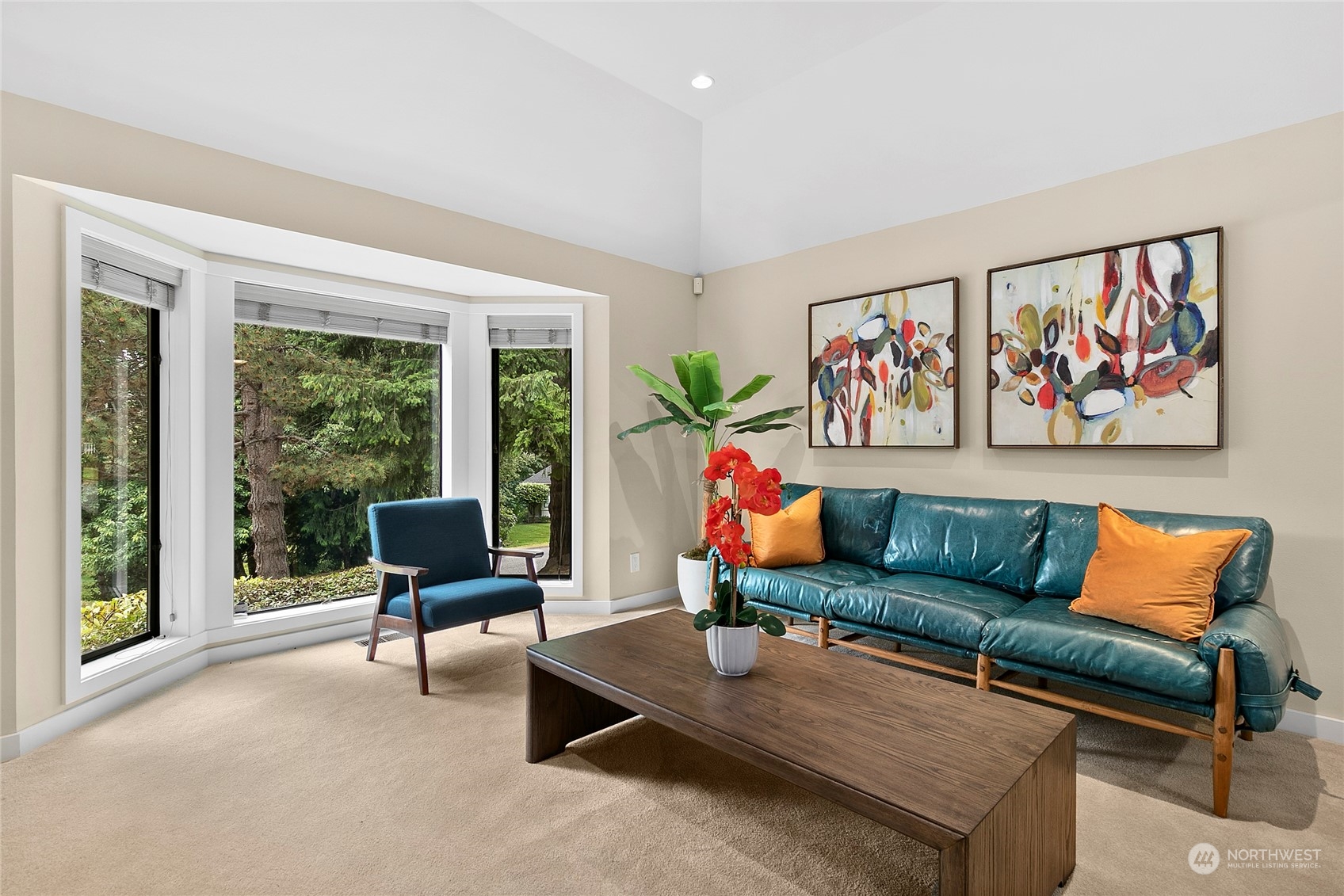 1115 NW Inneswood Drive