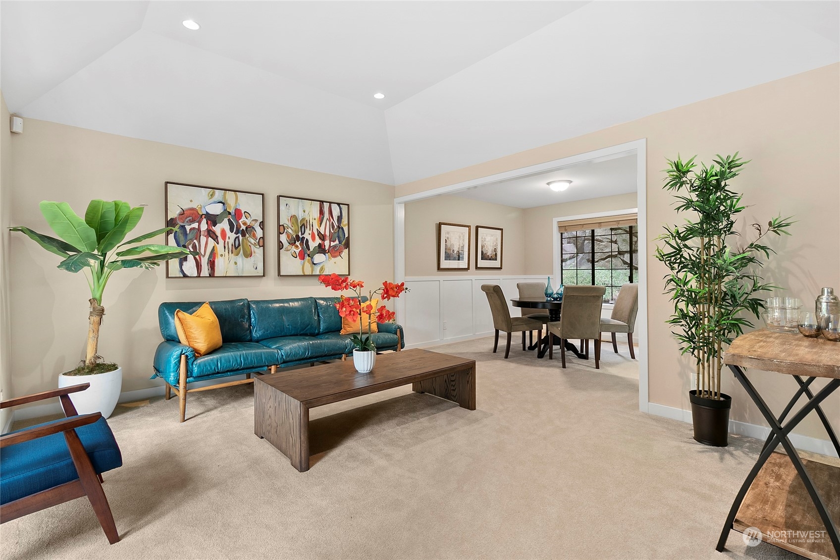 1115 NW Inneswood Drive