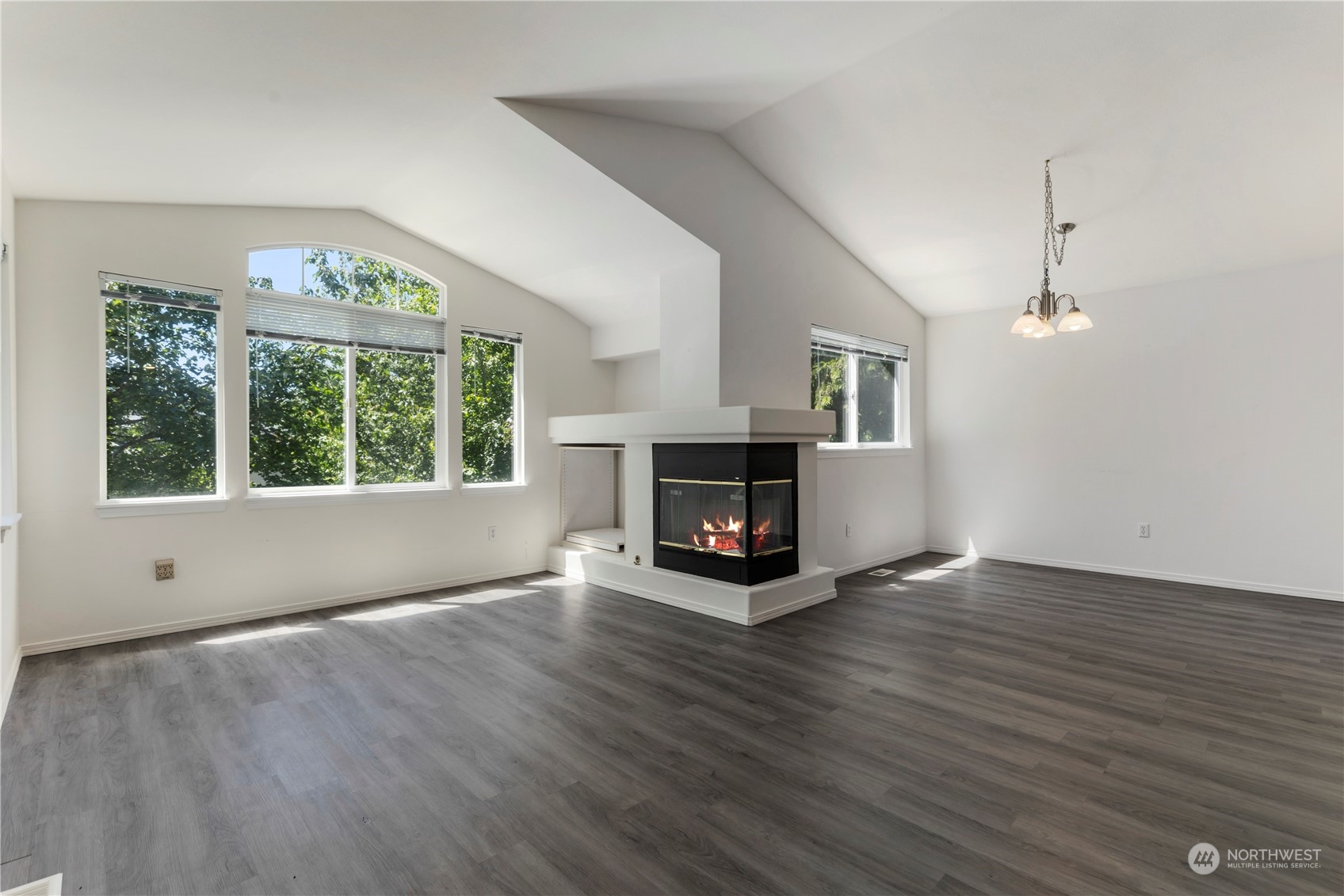 16703 Cobblestone Drive