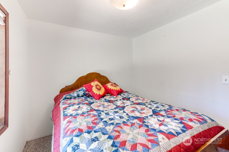 21614 Q Lane