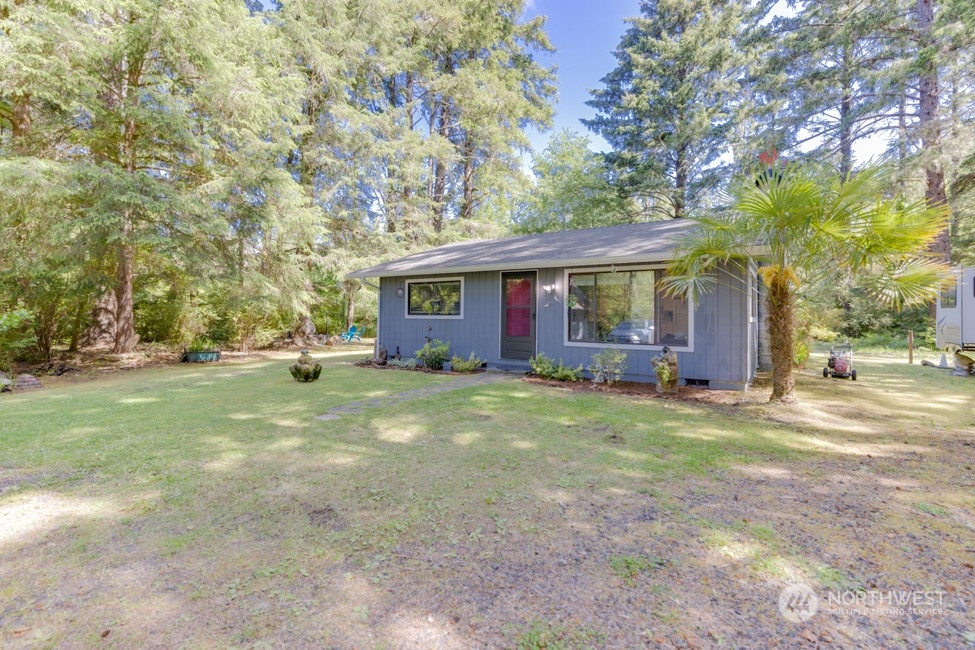 21614 Q Lane