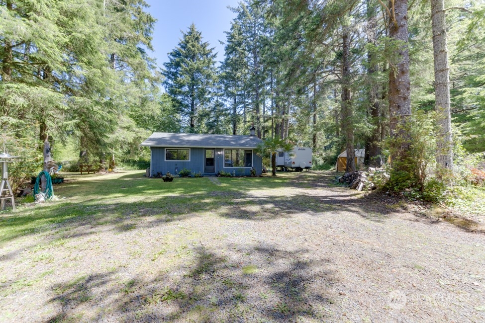 21614 Q Lane