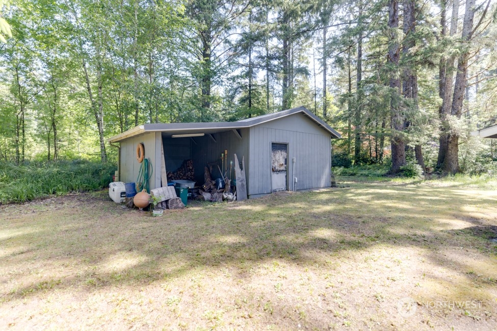 21614 Q Lane