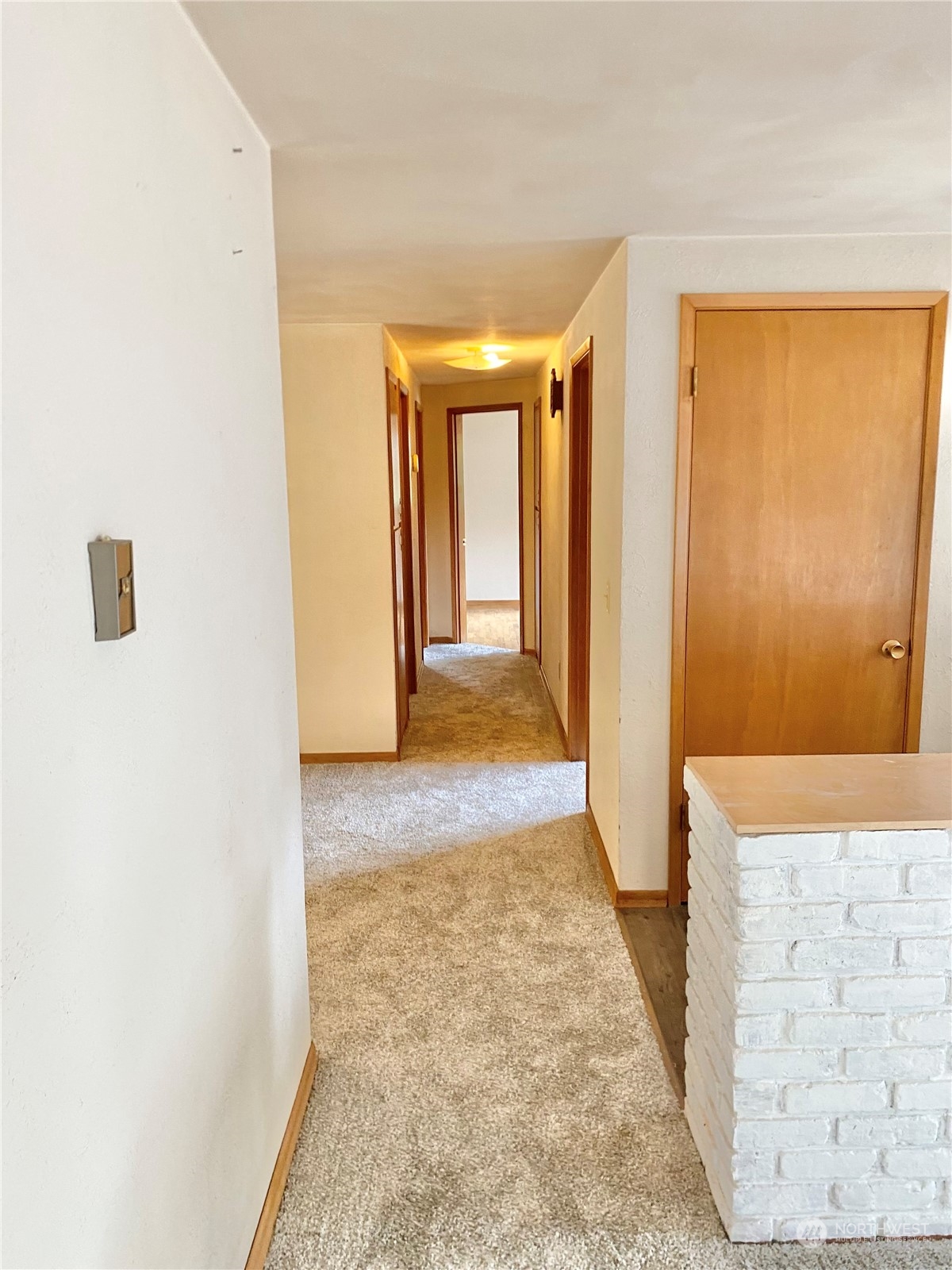 3822 15th Court NE