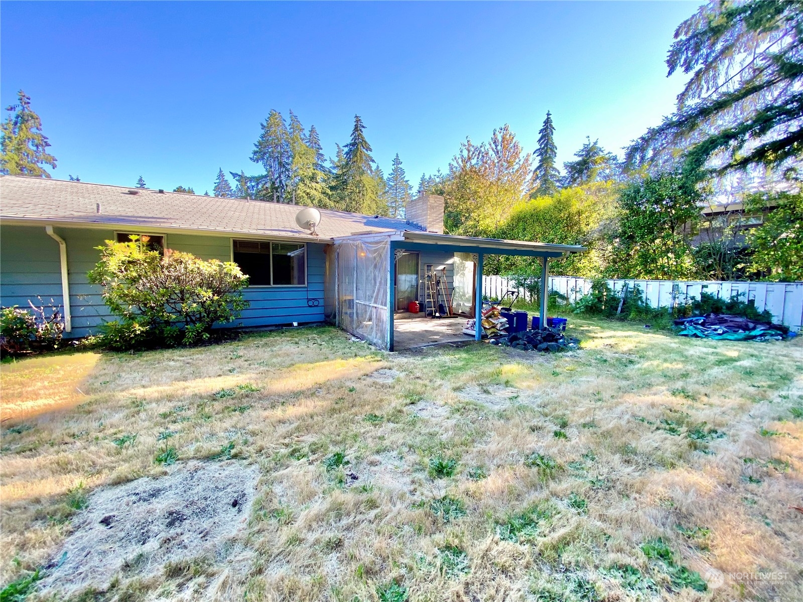 3822 15th Court NE