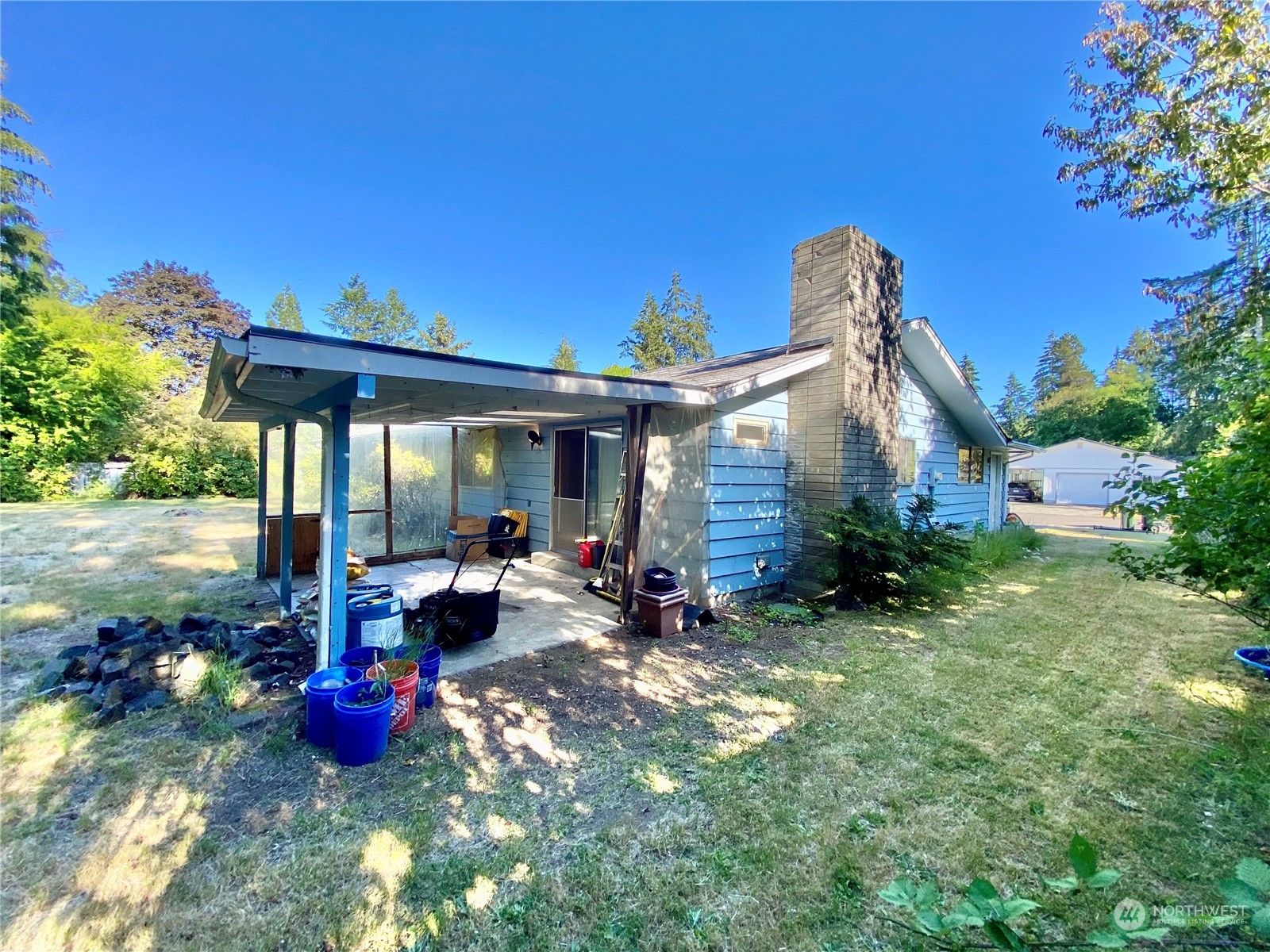 3822 15th Court NE