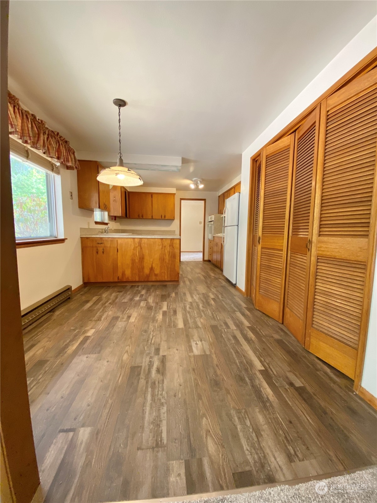 3822 15th Court NE