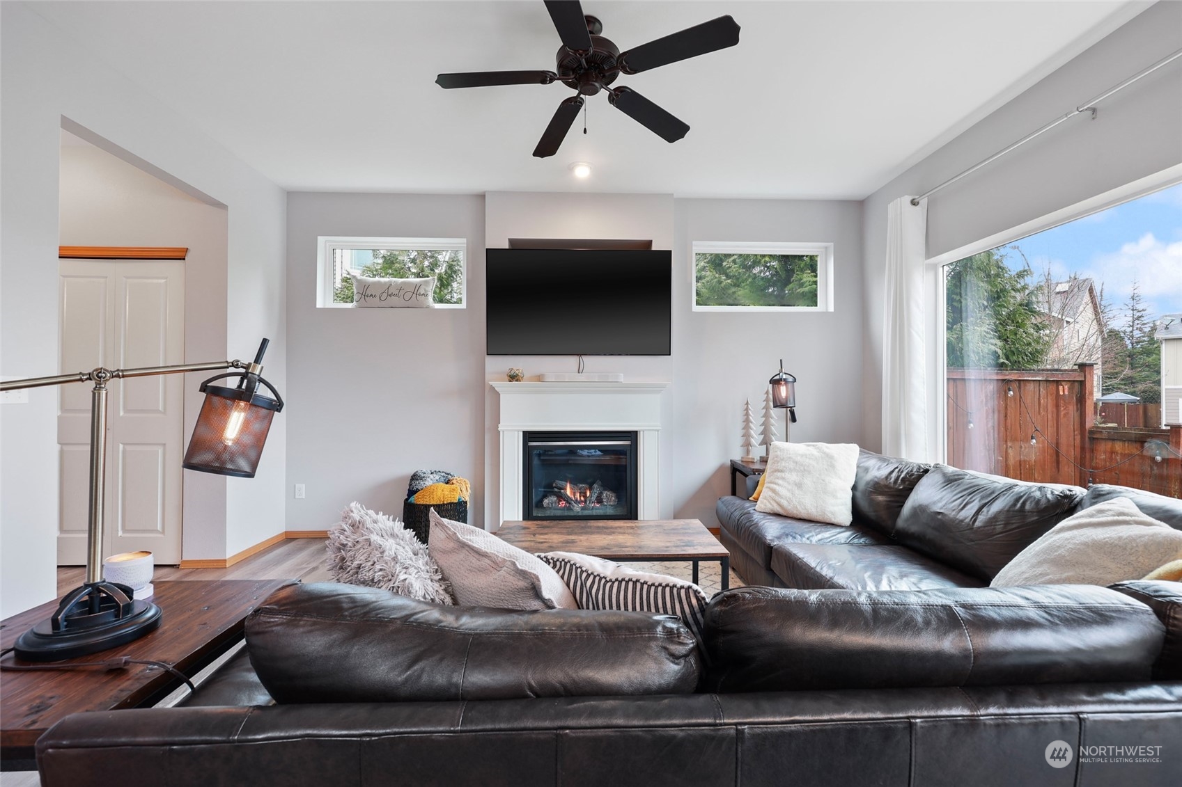 2404 Chateau Drive