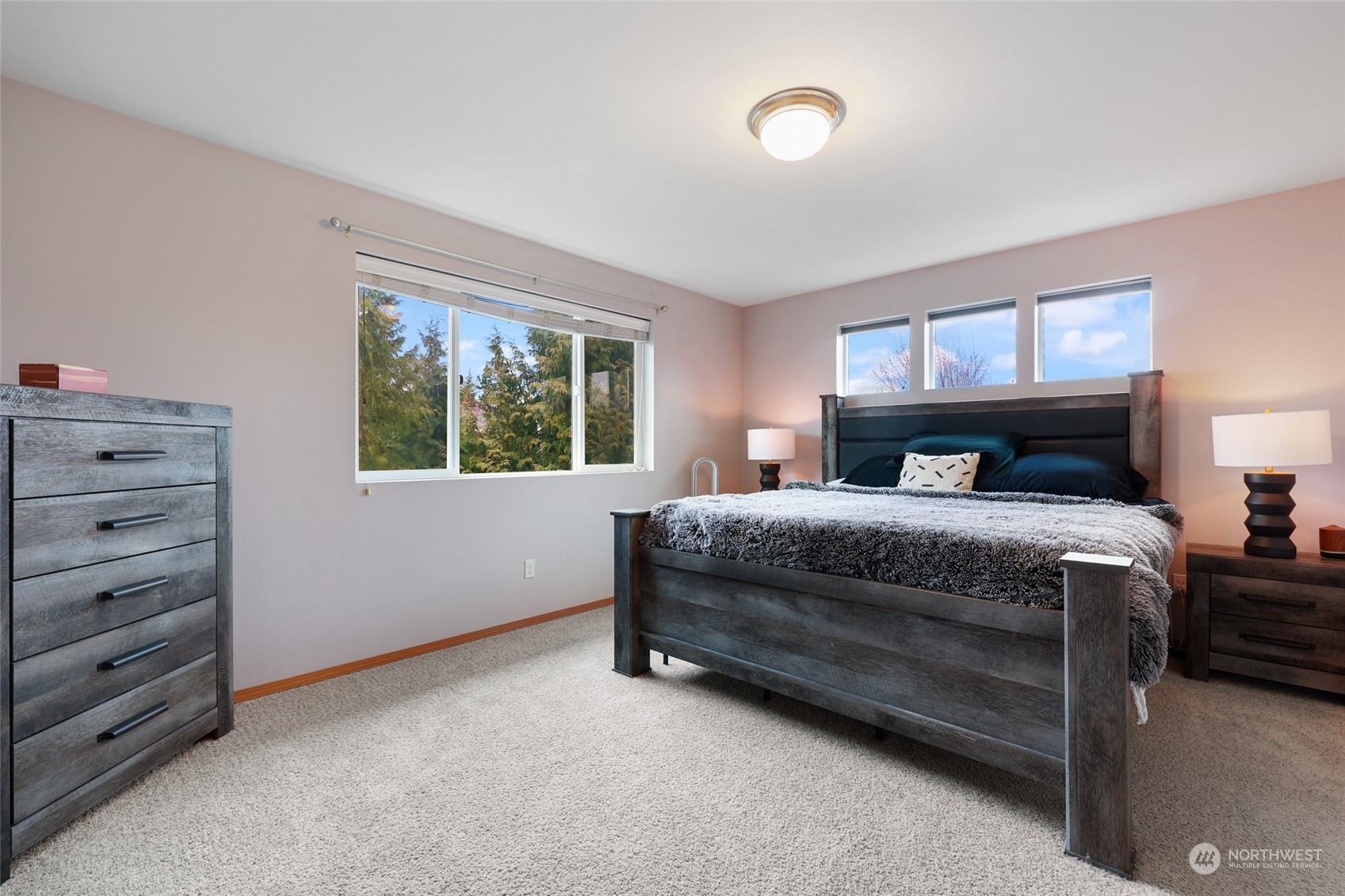 2404 Chateau Drive