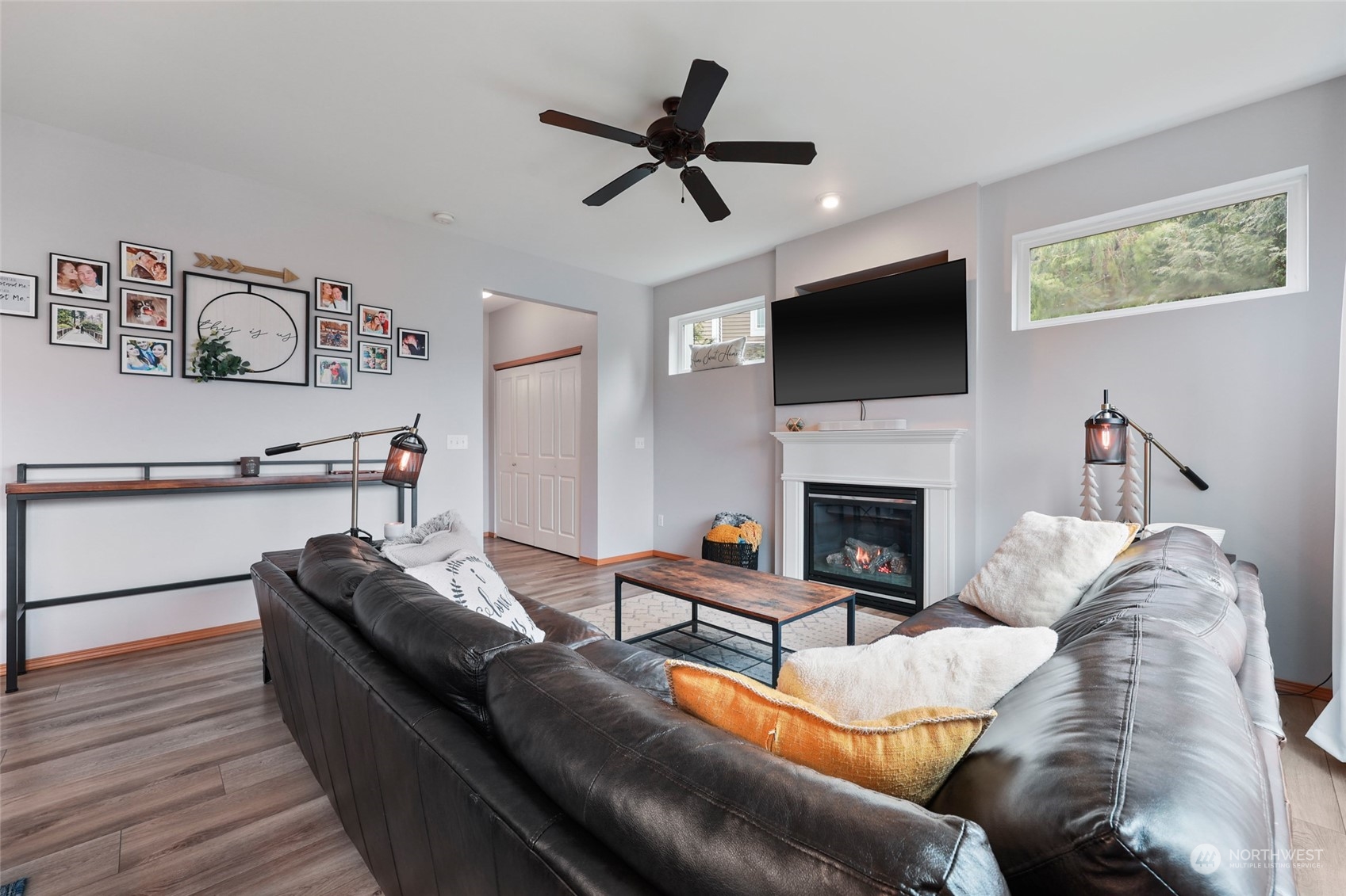 2404 Chateau Drive