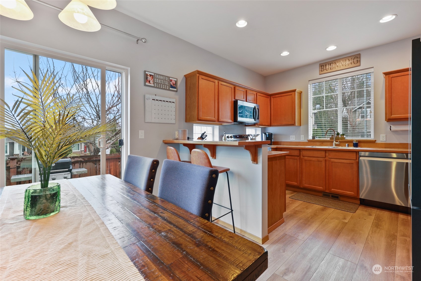 2404 Chateau Drive