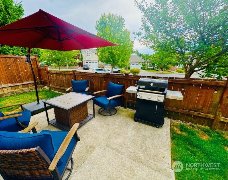 2404 Chateau Drive