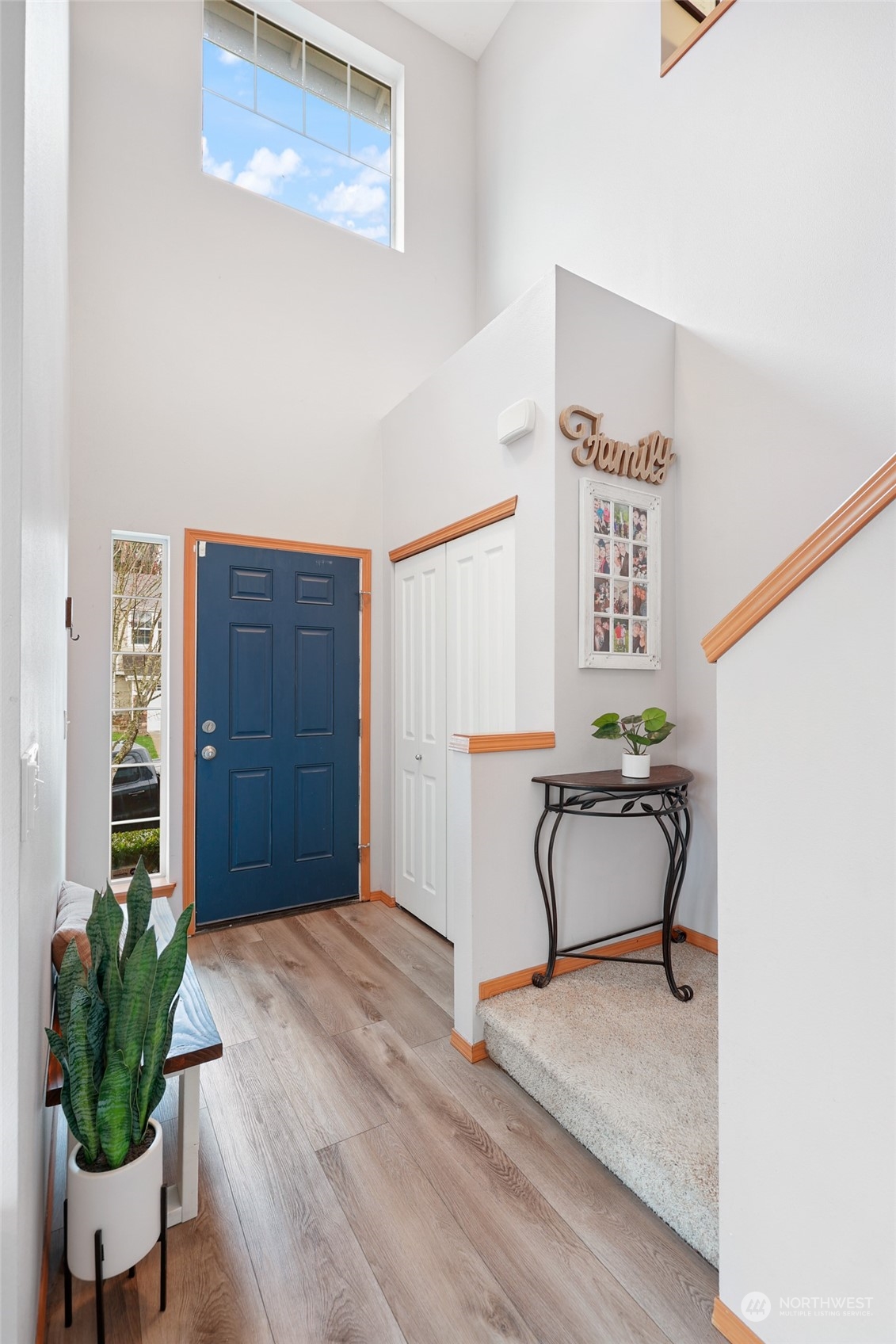 2404 Chateau Drive