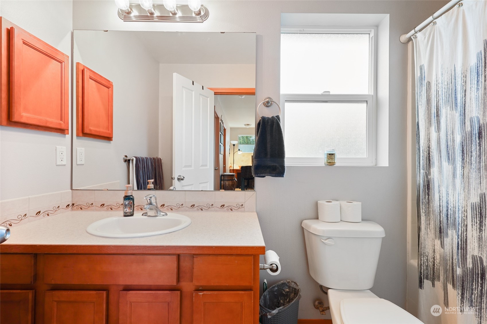 2404 Chateau Drive